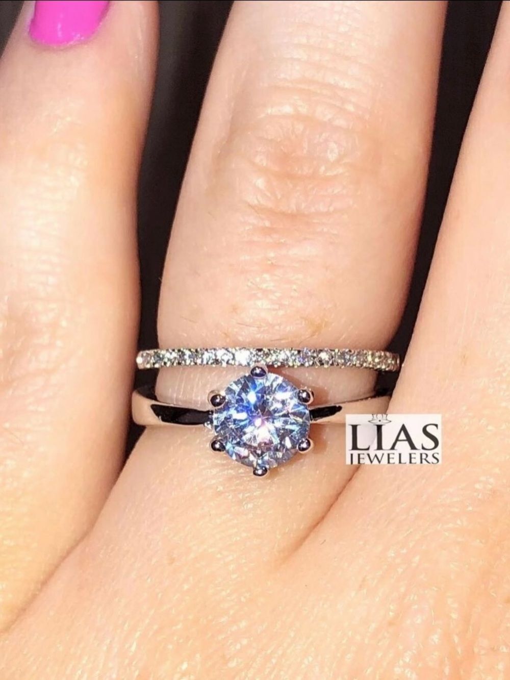 New 18k white gold wedding ring set